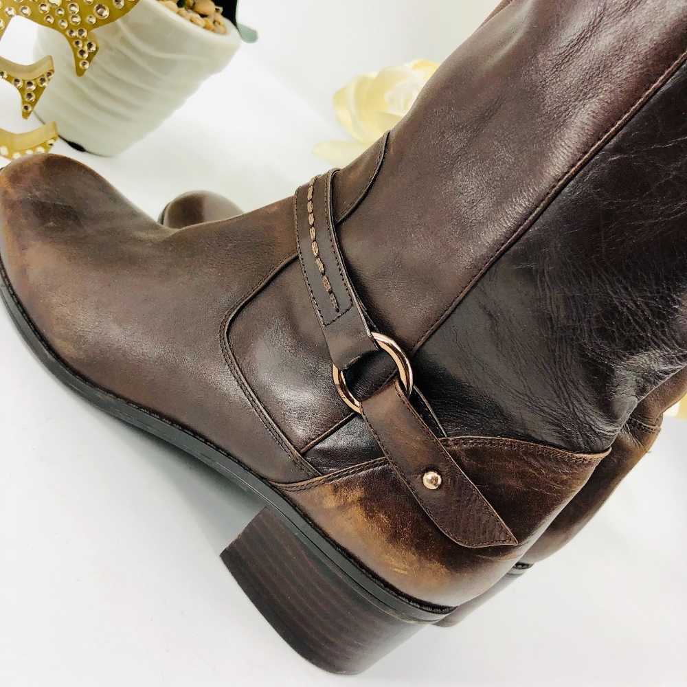 Bandolino Distressed Rider Boots - Picture 5 of 8